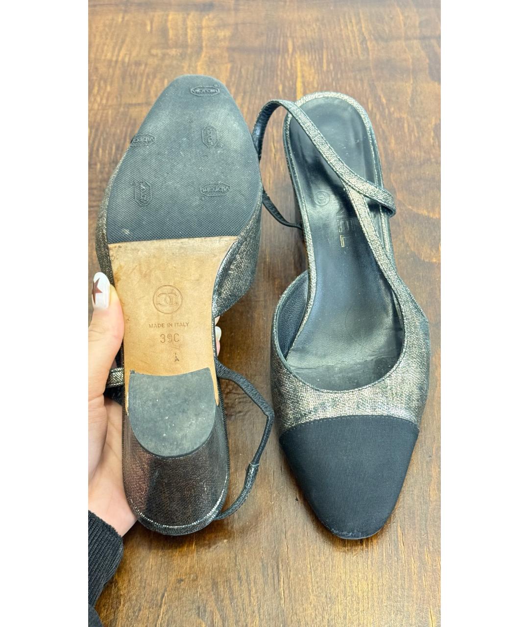 CHANEL Золотые текстильные туфли, фото 5