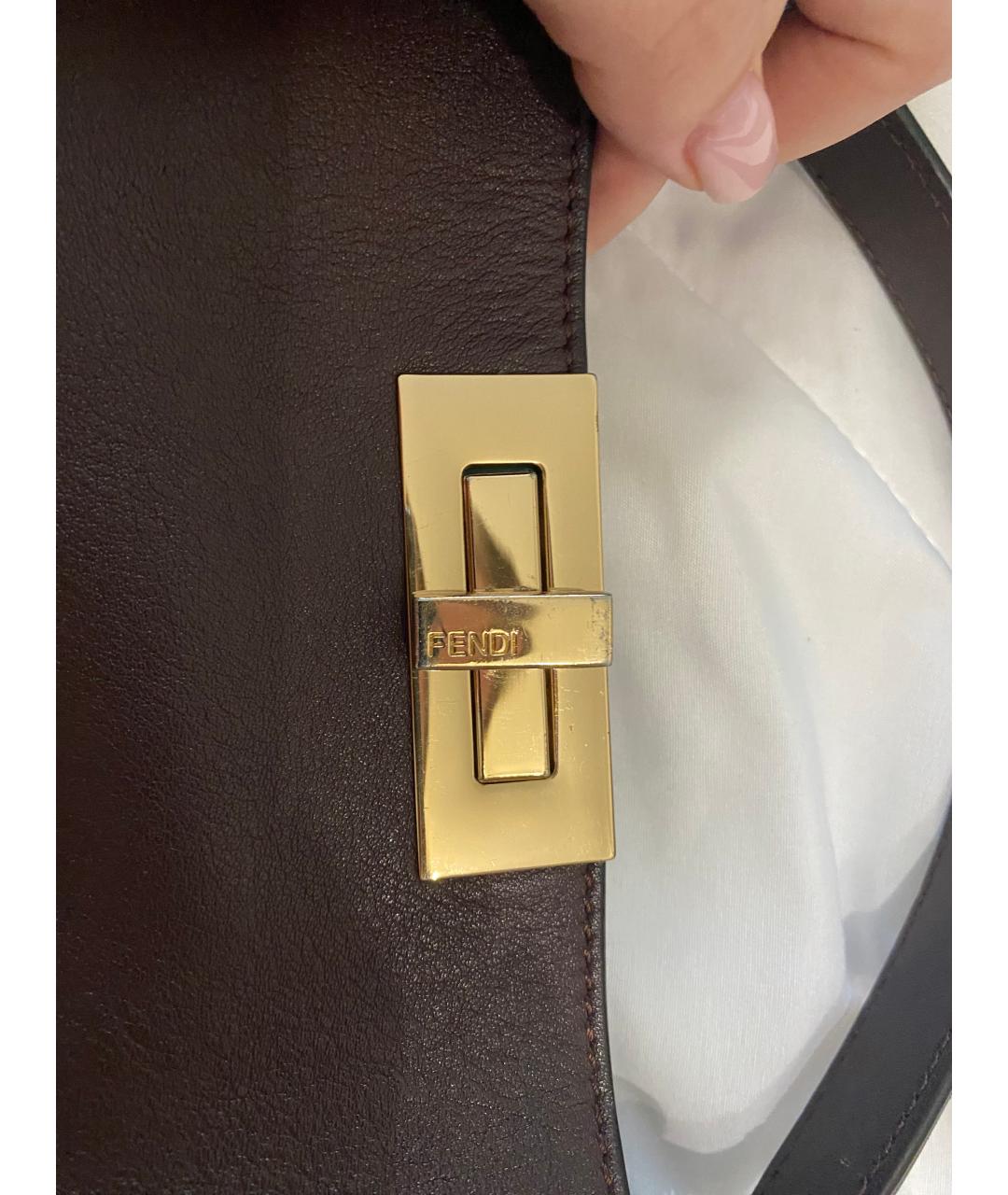 FENDI Коричневая кожаная сумка через плечо, фото 3