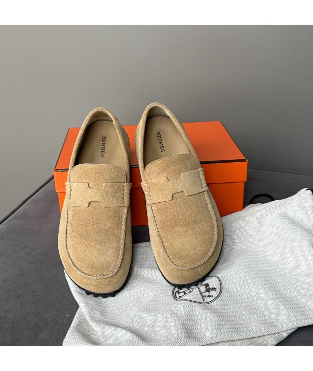 HERMES Горчичные замшевые лоферы, фото 8