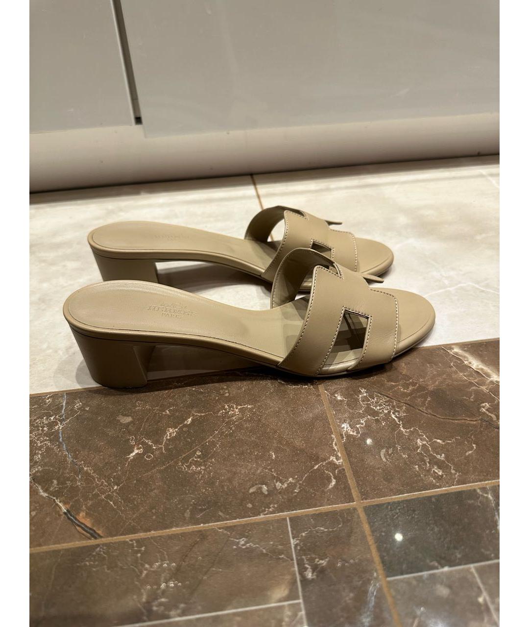 HERMES Бежевые кожаные мюли, фото 8