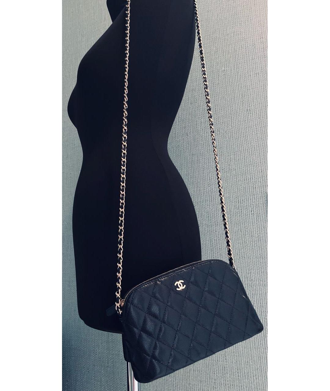 CHANEL Черная кожаная сумка через плечо, фото 3