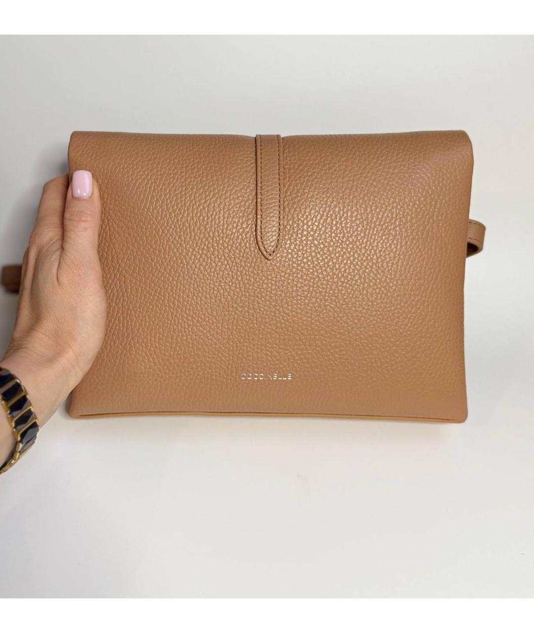 COCCINELLE Бежевая кожаная сумка через плечо, фото 3