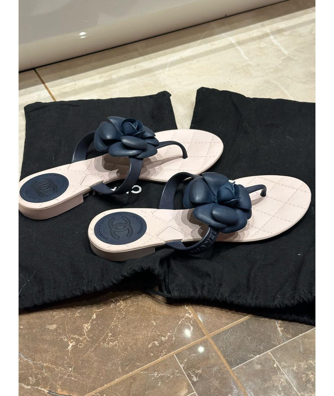 CHANEL Синие резиновые шлепанцы, фото 6