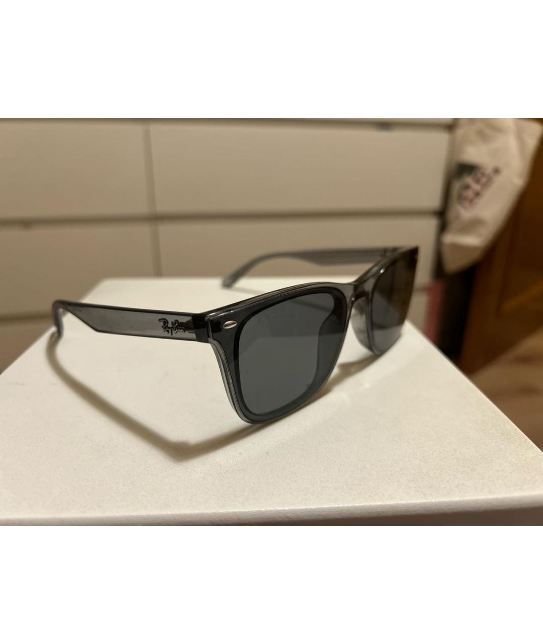 RAY BAN Серые пластиковые солнцезащитные очки, фото 2