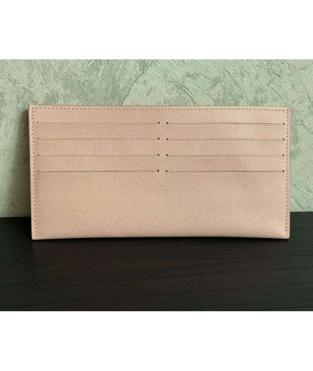 LOUIS VUITTON Розовый кожаный кардхолдер, фото 9