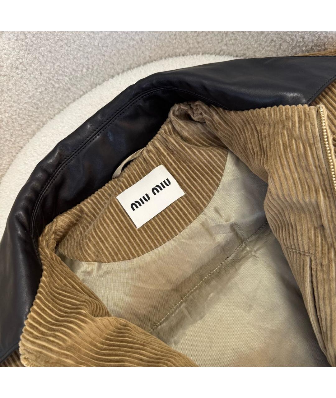 MIU MIU Бежевый полиэстеровый пуховик, фото 4