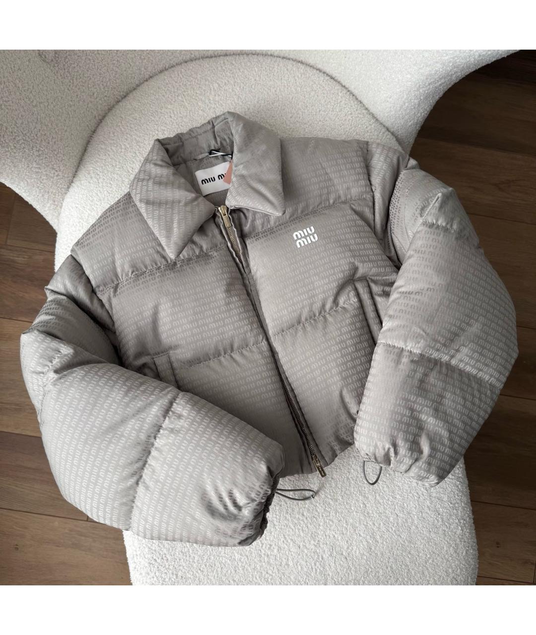 MIU MIU Серый полиэстеровый пуховик, фото 2