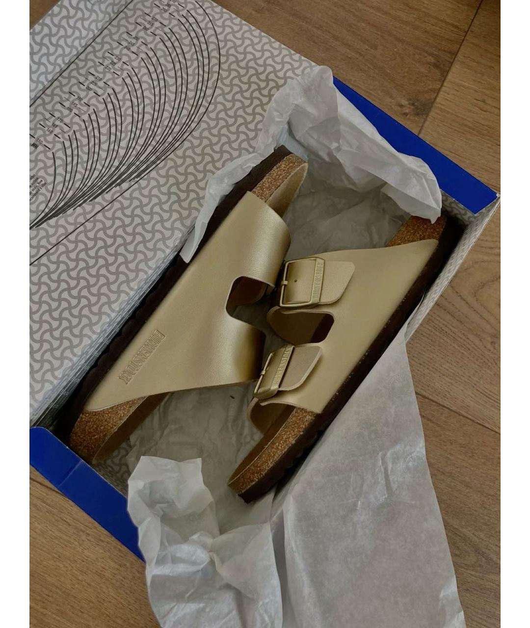 BIRKENSTOCK Золотые кожаные шлепанцы, фото 2