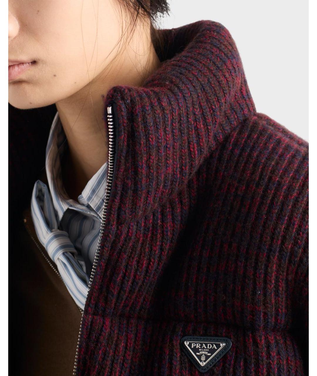 PRADA Бордовый полиэстеровый пуховик, фото 3