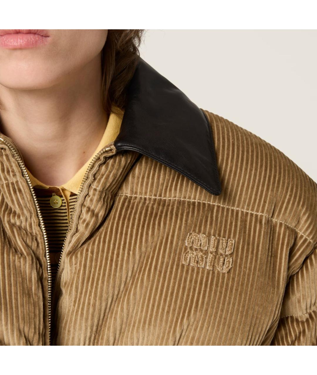 MIU MIU Бежевый полиэстеровый пуховик, фото 5