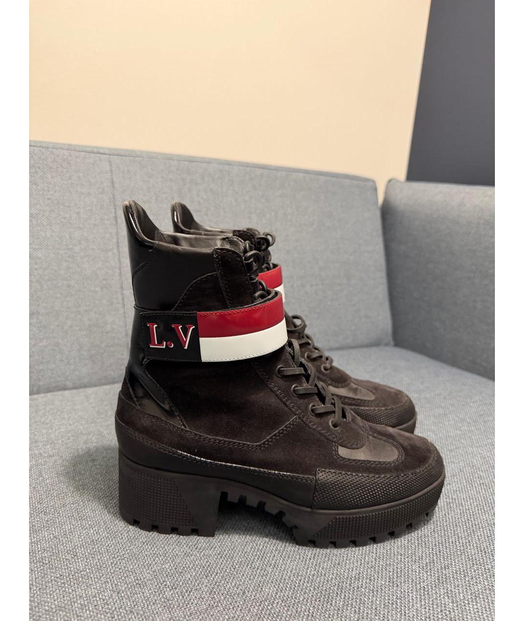 LOUIS VUITTON Черные замшевые ботинки, фото 9