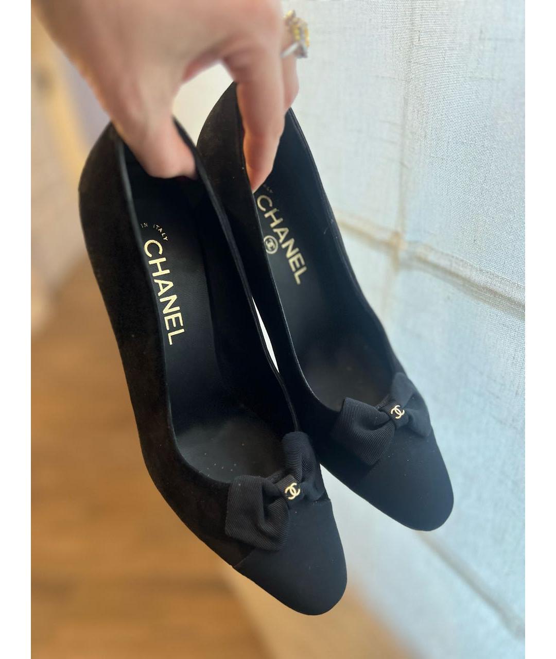 CHANEL Черные замшевые туфли, фото 4