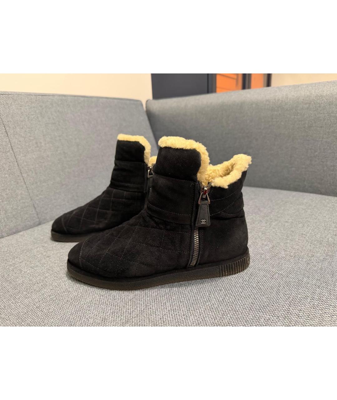 CHANEL Черные замшевые полусапоги, фото 9