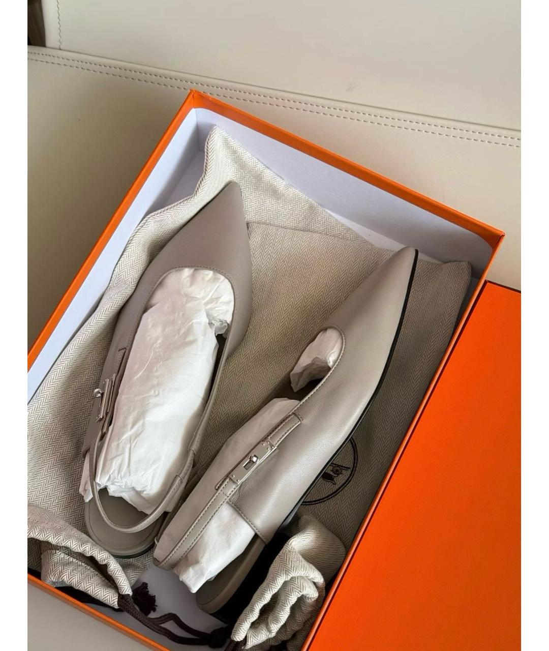 HERMES Бежевые кожаные лодочки на низком каблуке, фото 2