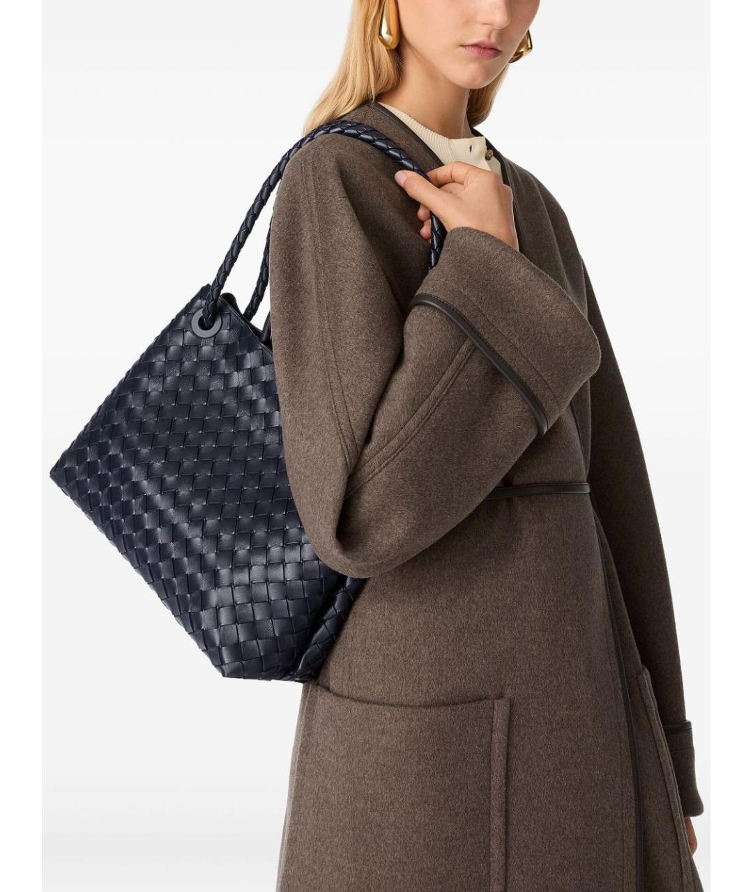 BOTTEGA VENETA Синяя кожаная сумка тоут, фото 3