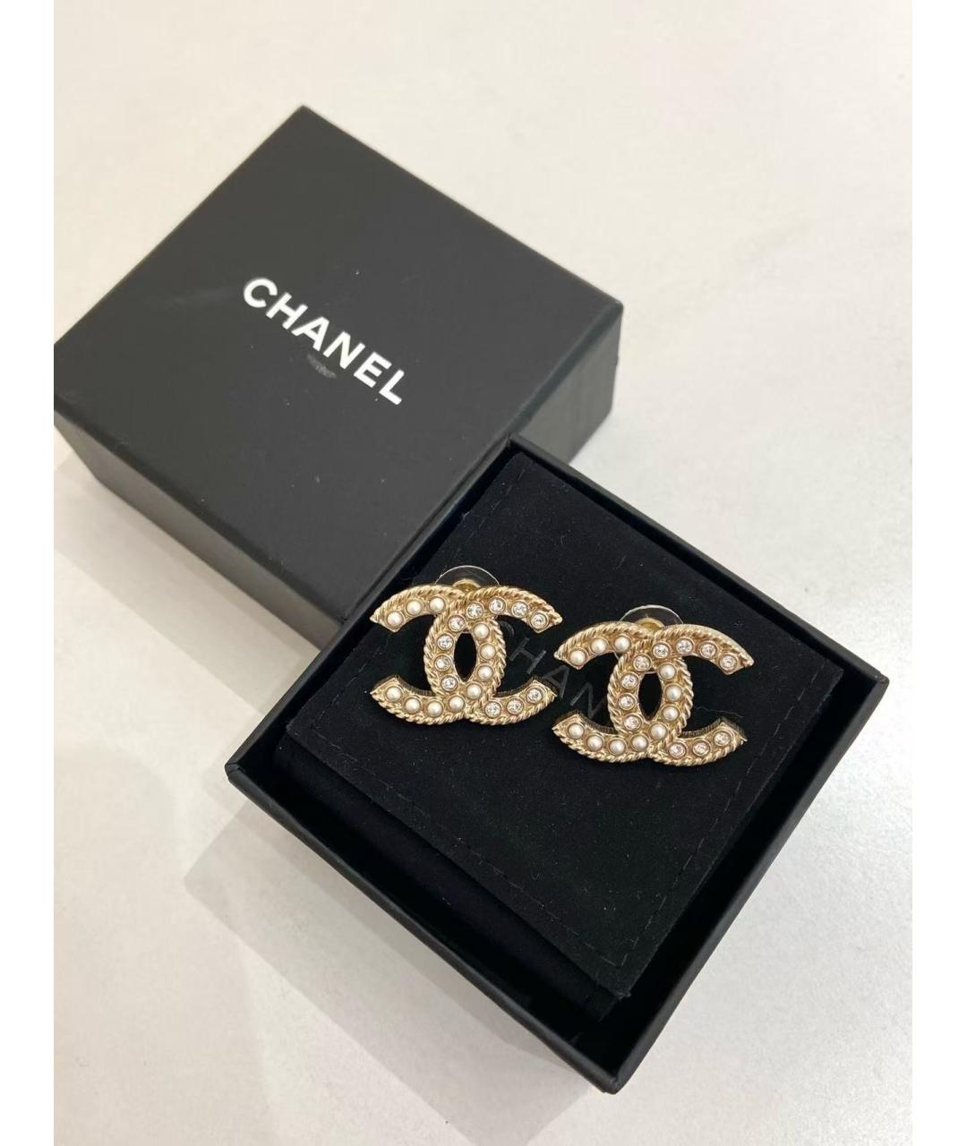 CHANEL Золотые металлические серьги, фото 2