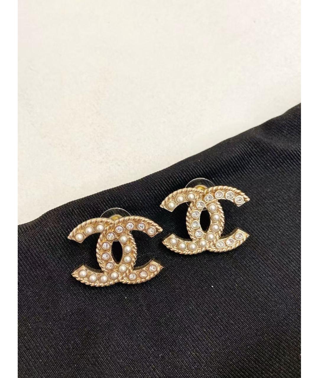 CHANEL Золотые металлические серьги, фото 3
