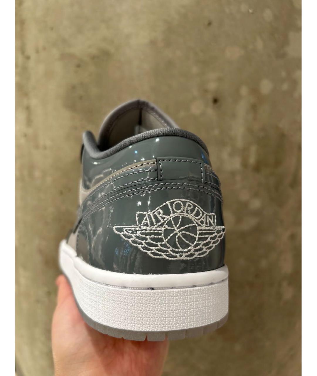 JORDAN Серые низкие кроссовки / кеды из лакированной кожи, фото 6