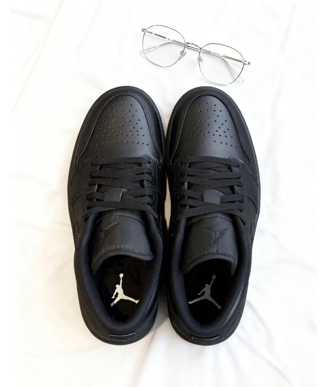 JORDAN Черные кожаные низкие кроссовки / кеды, фото 6
