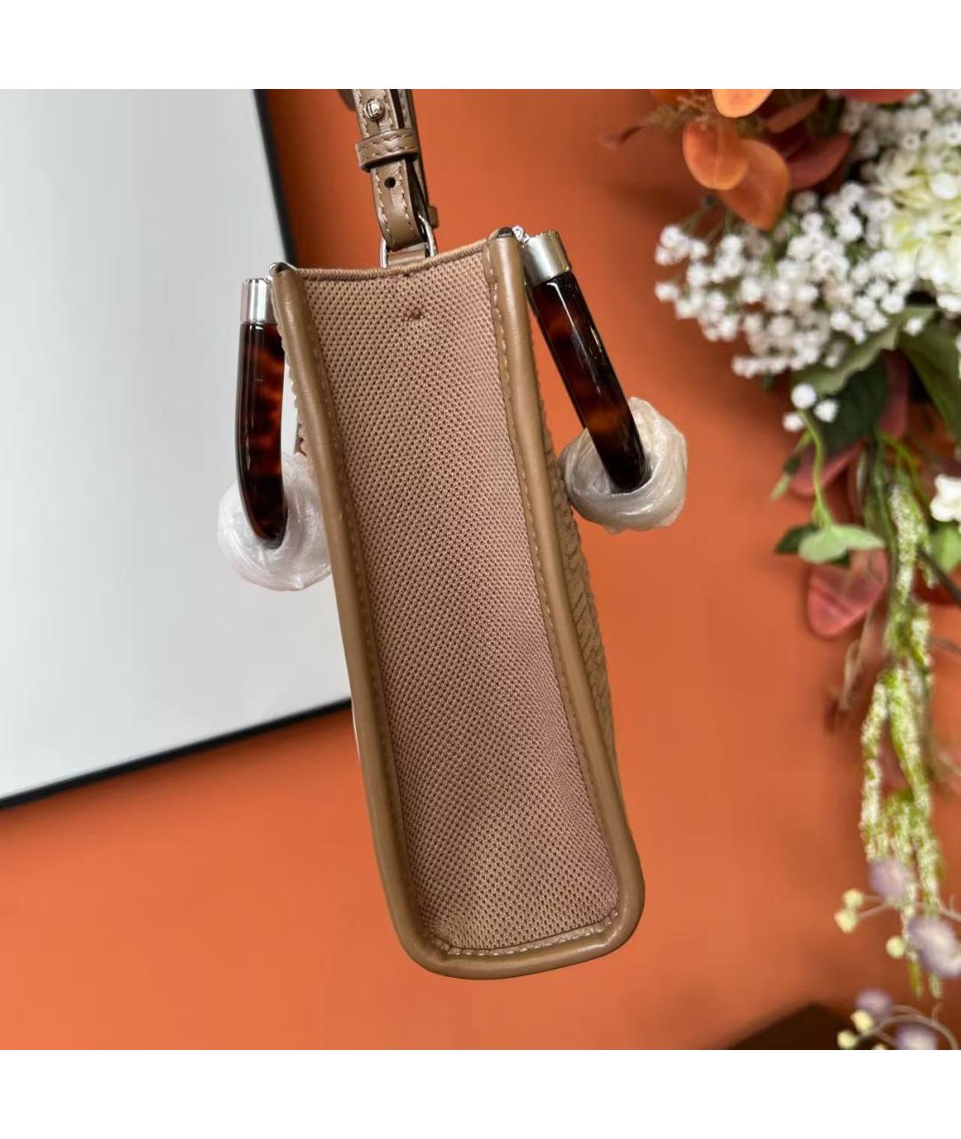 FENDI Бежевая кожаная сумка через плечо, фото 5