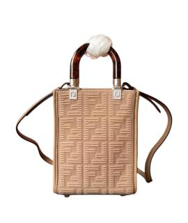 FENDI Сумка через плечо