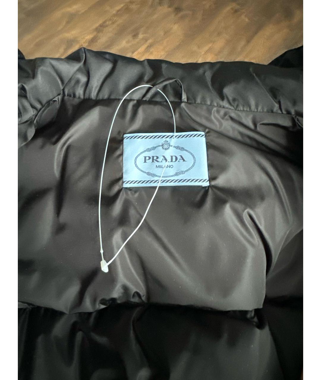 PRADA Черный полиамидовый пуховик, фото 3