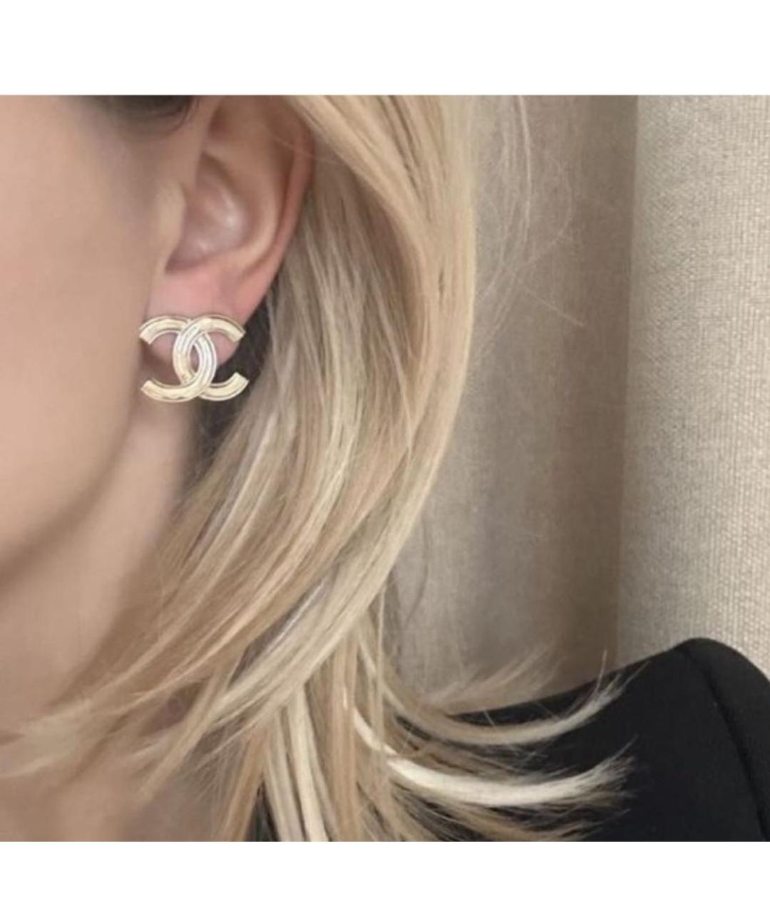 CHANEL Золотые металлические серьги, фото 5