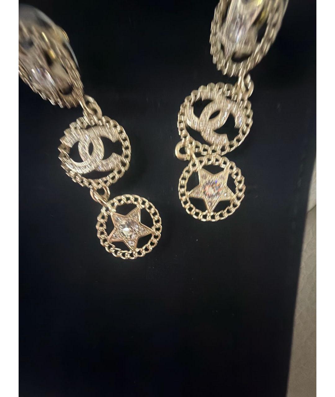 CHANEL Золотые металлические серьги, фото 3