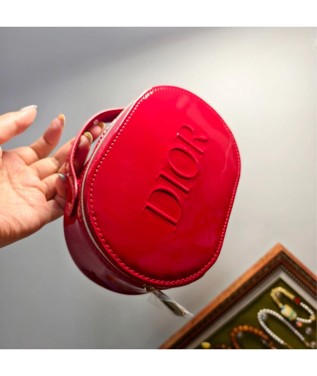 CHRISTIAN DIOR Красная косметичка из лакированной кожи, фото 4