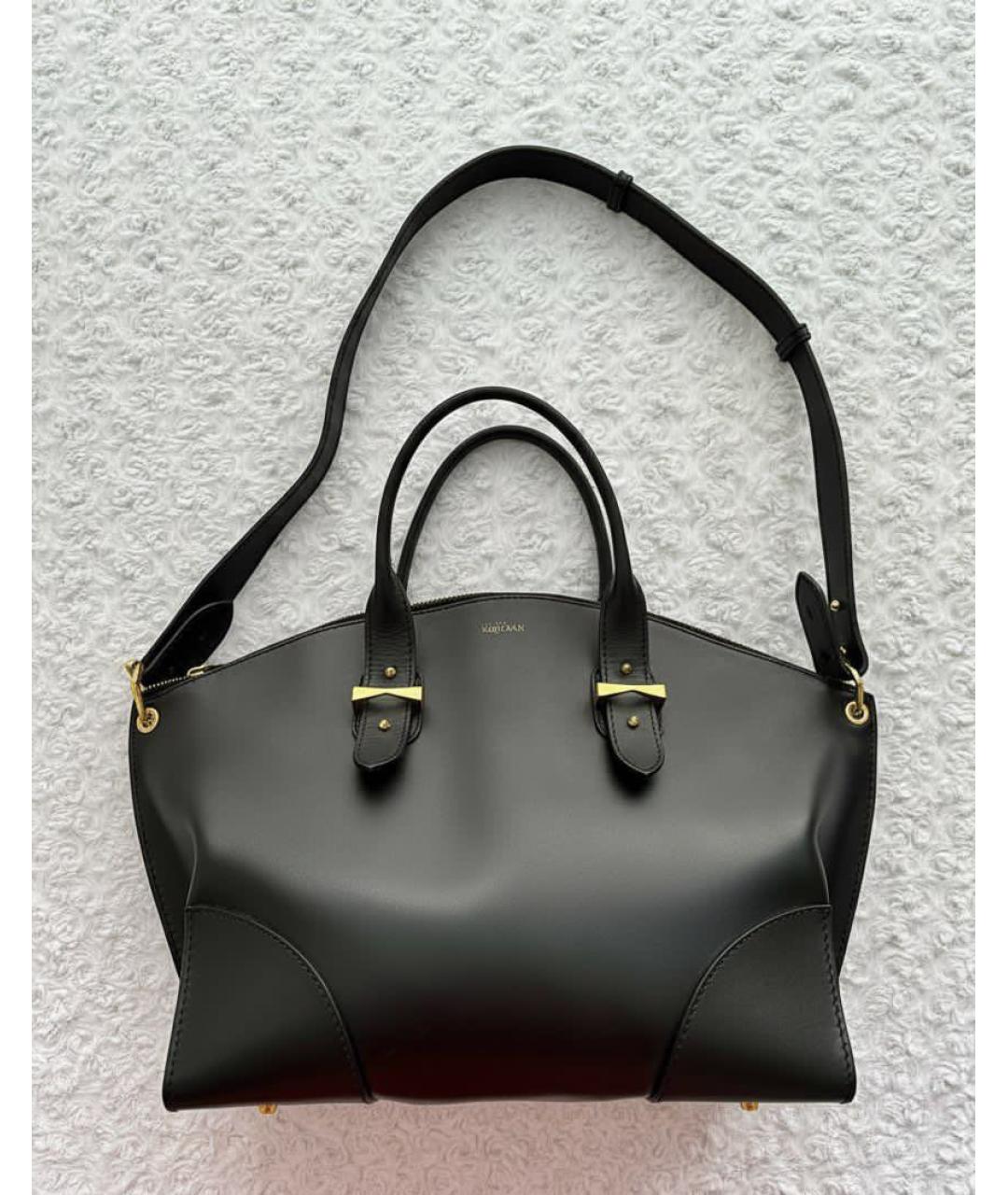 ALEXANDER MCQUEEN Черная кожаная сумка с короткими ручками, фото 2