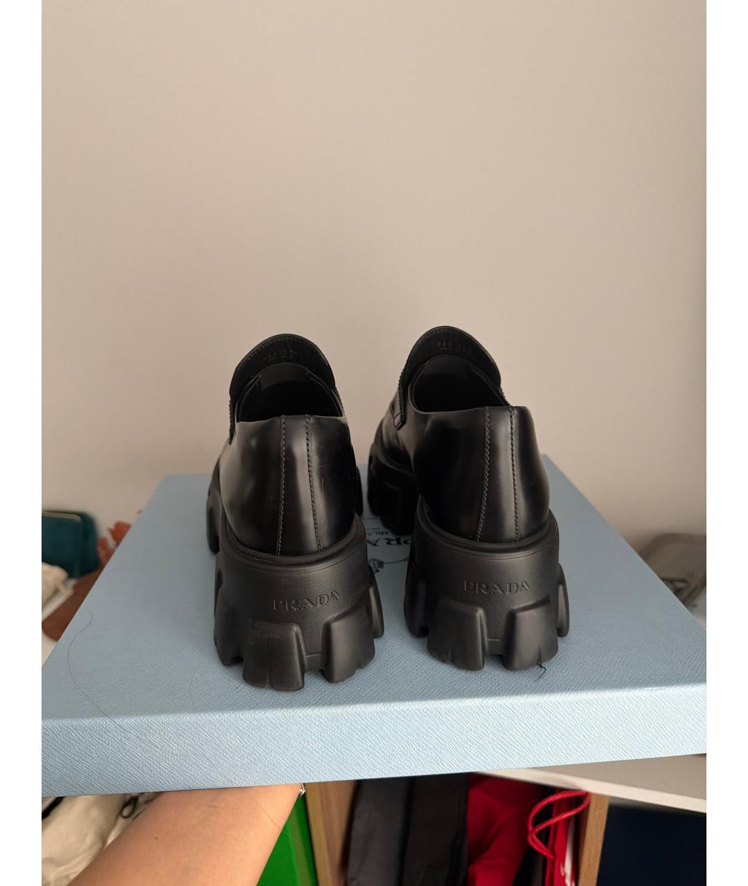 PRADA Черные лоферы из искусственной кожи, фото 5