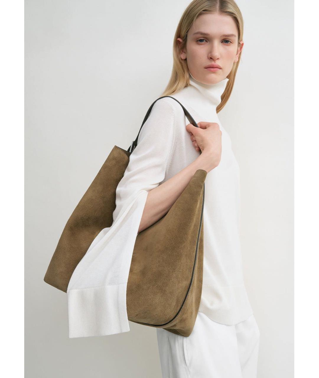 TOTEME Золотая замшевая сумка через плечо, фото 2