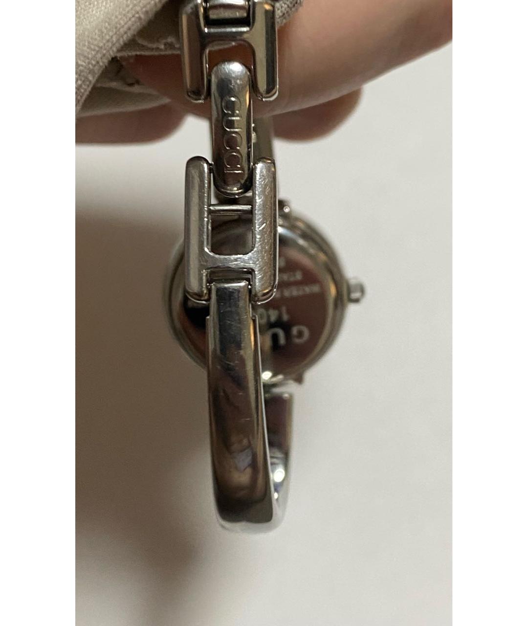 GUCCI Серебряные металлические часы, фото 3