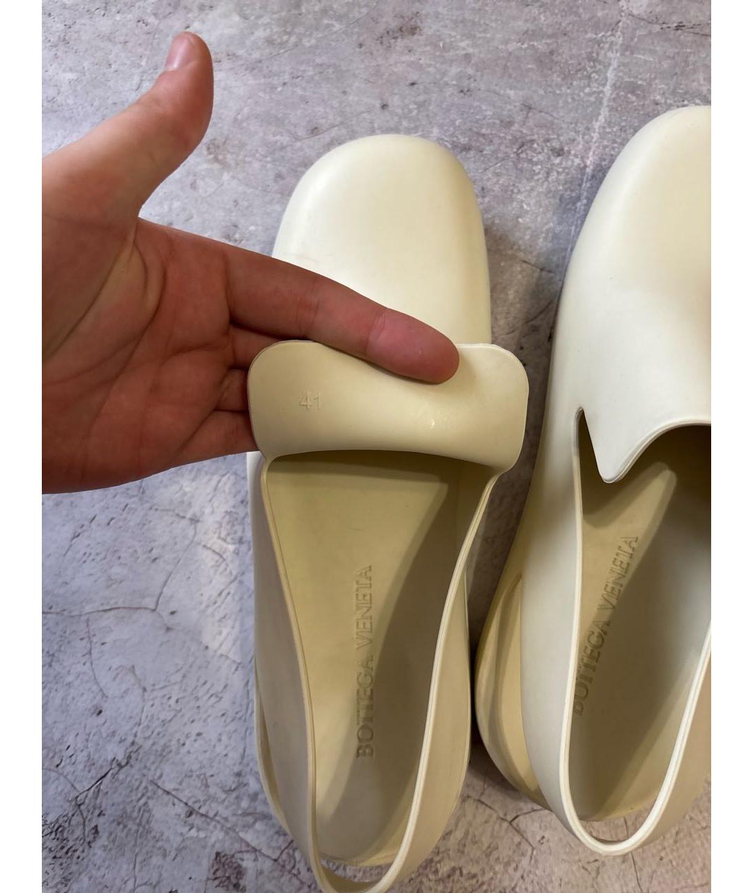 BOTTEGA VENETA Бежевые резиновые сандалии, фото 7