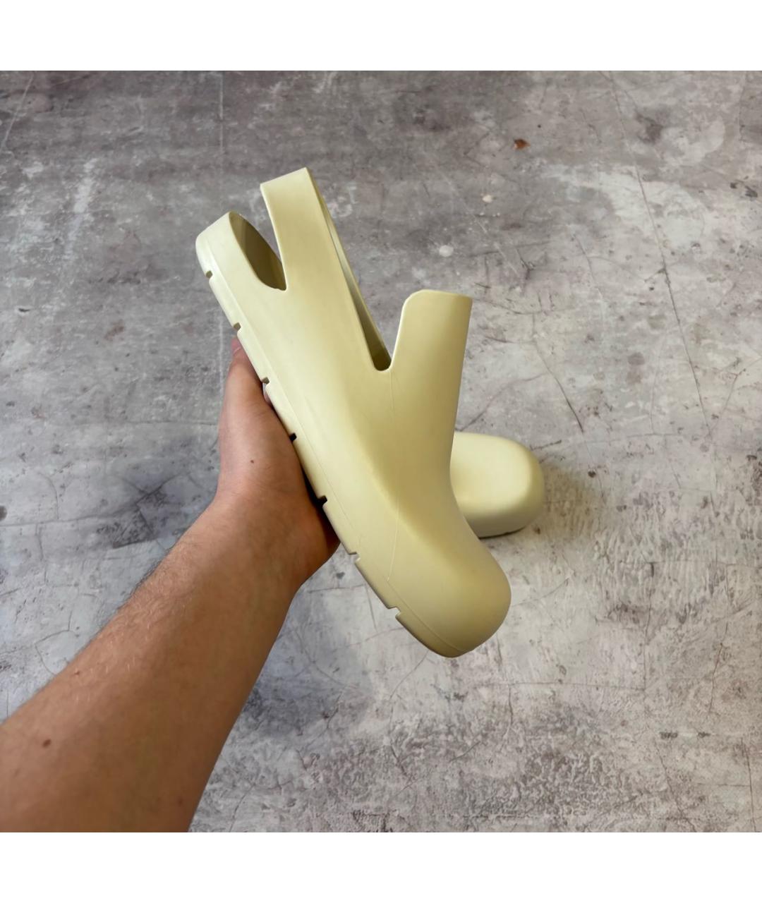 BOTTEGA VENETA Бежевые резиновые сандалии, фото 8