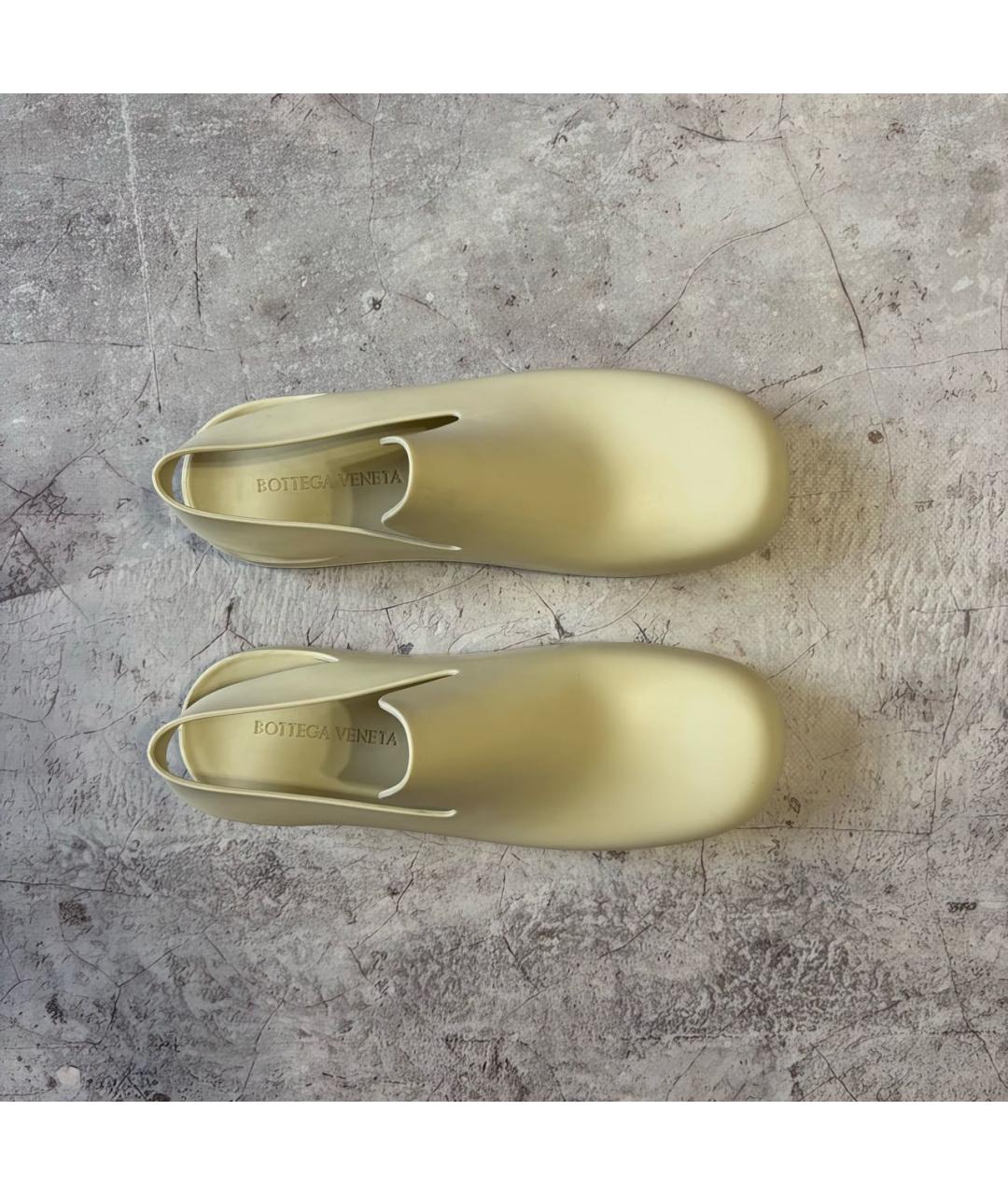 BOTTEGA VENETA Бежевые резиновые сандалии, фото 2