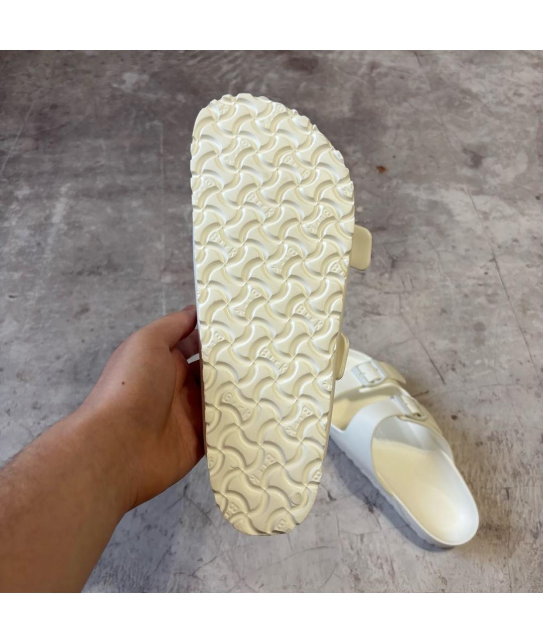 BIRKENSTOCK Белые резиновые шлепанцы, фото 6