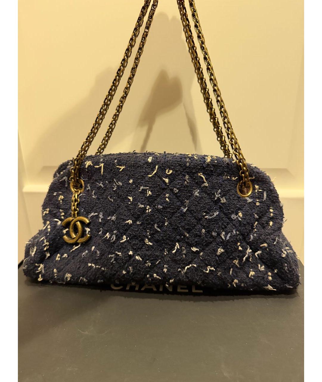 CHANEL Темно-синяя твидовая сумка с короткими ручками, фото 3