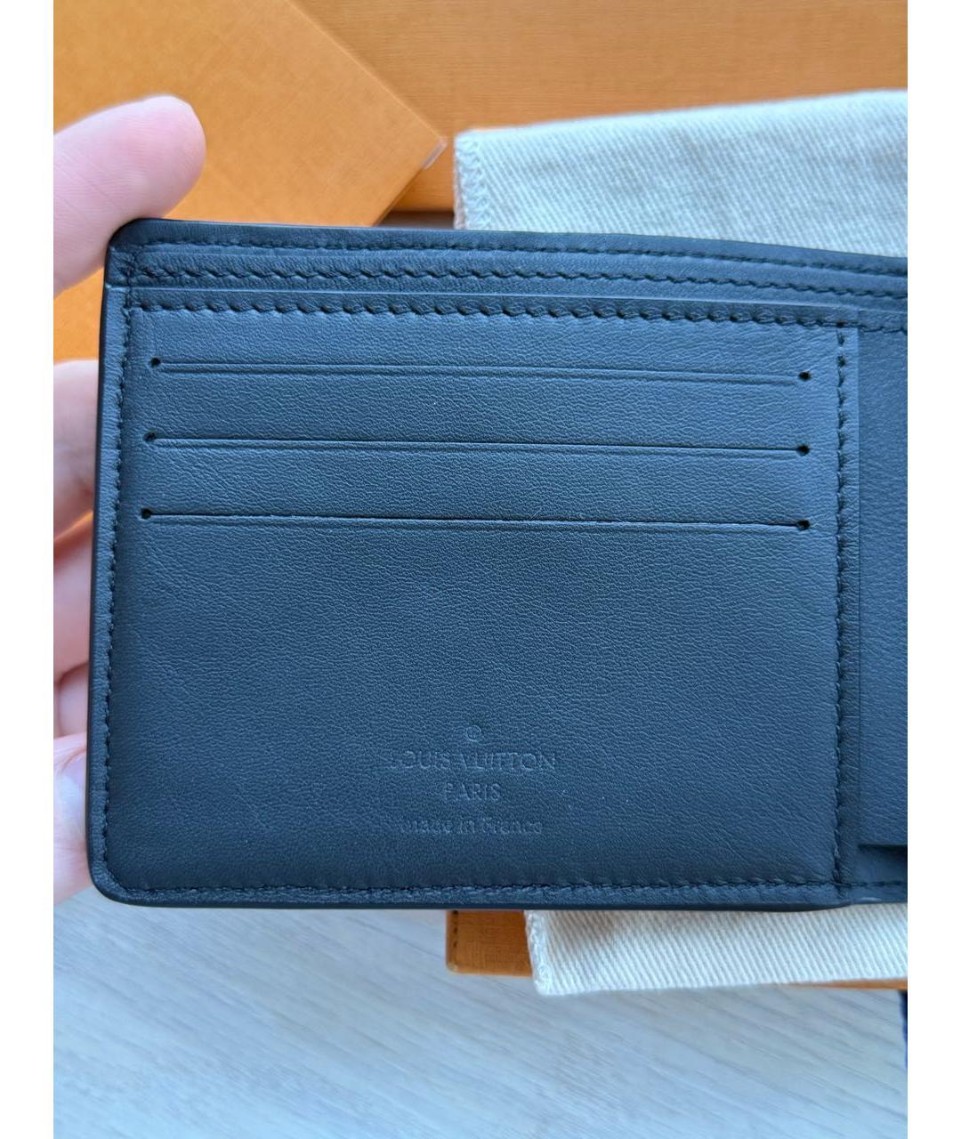 LOUIS VUITTON Черный кожаный кошелек, фото 4