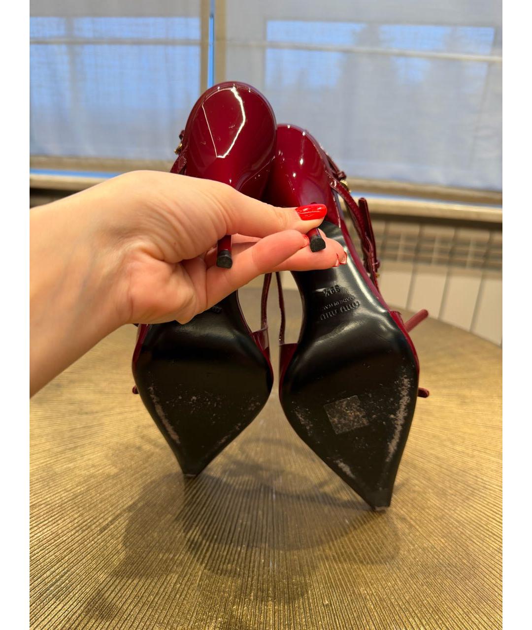 MIU MIU Бордовые туфли из лакированной кожи, фото 6