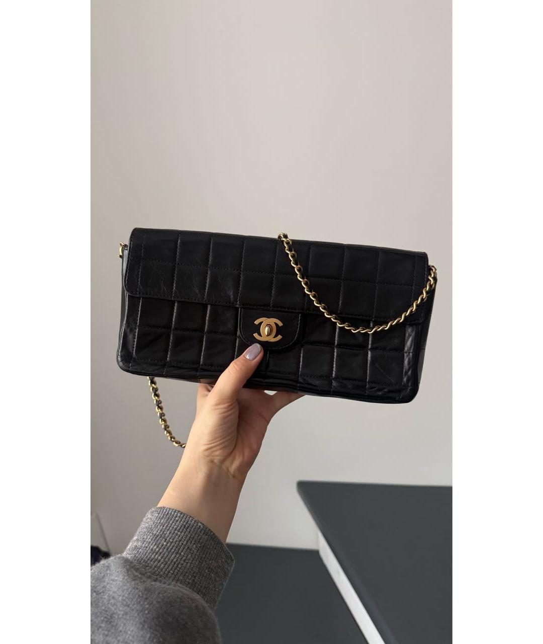 CHANEL Черная кожаная сумка с короткими ручками, фото 2