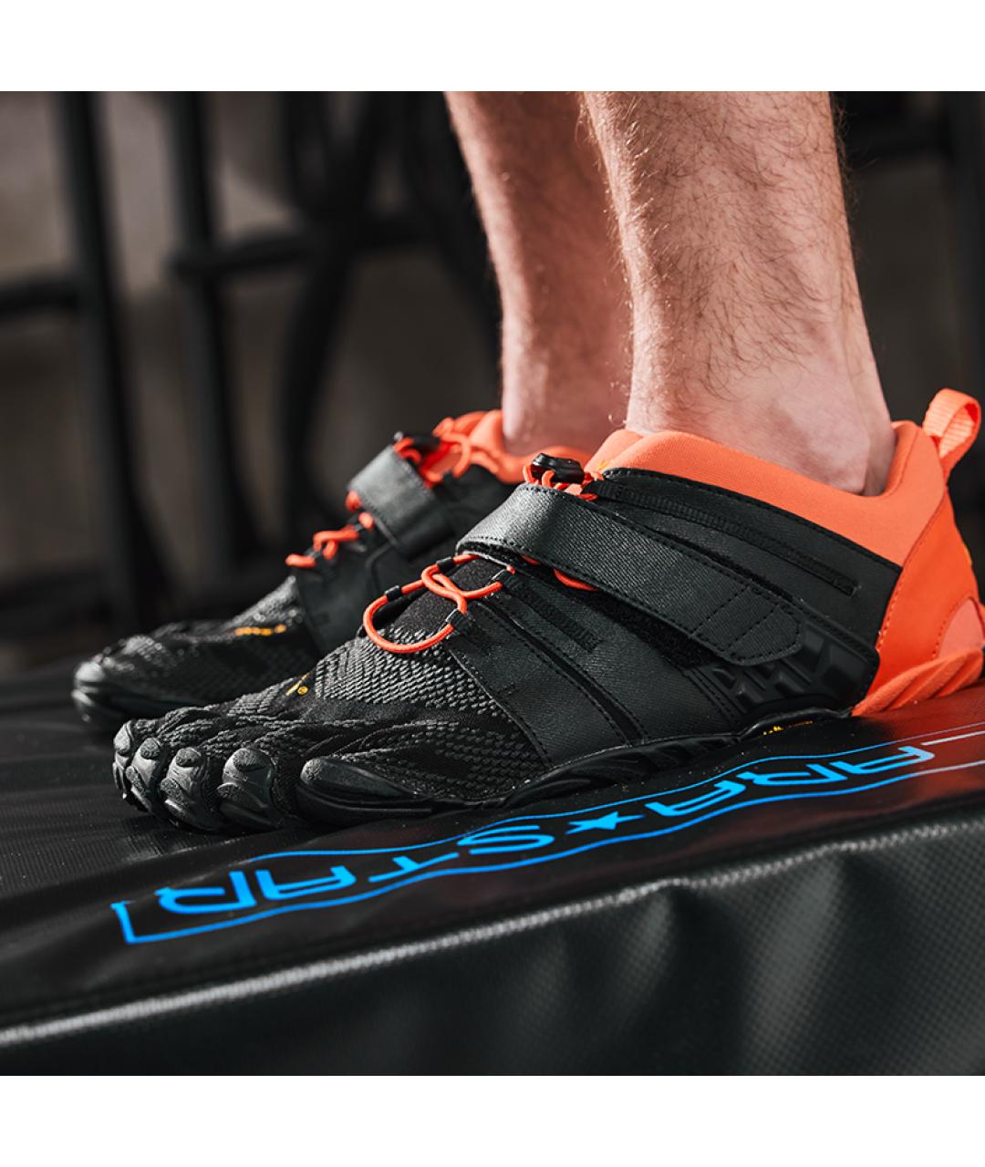 VIBRAM Черные низкие кроссовки / кеды, фото 5