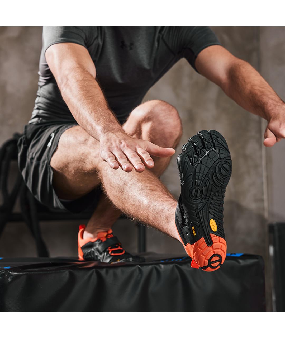 VIBRAM Черные низкие кроссовки / кеды, фото 6