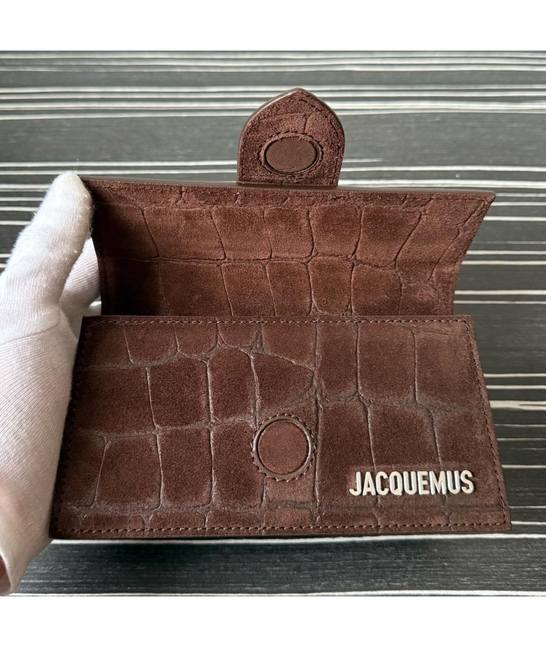 JACQUEMUS Коричневая замшевая сумка с короткими ручками, фото 4