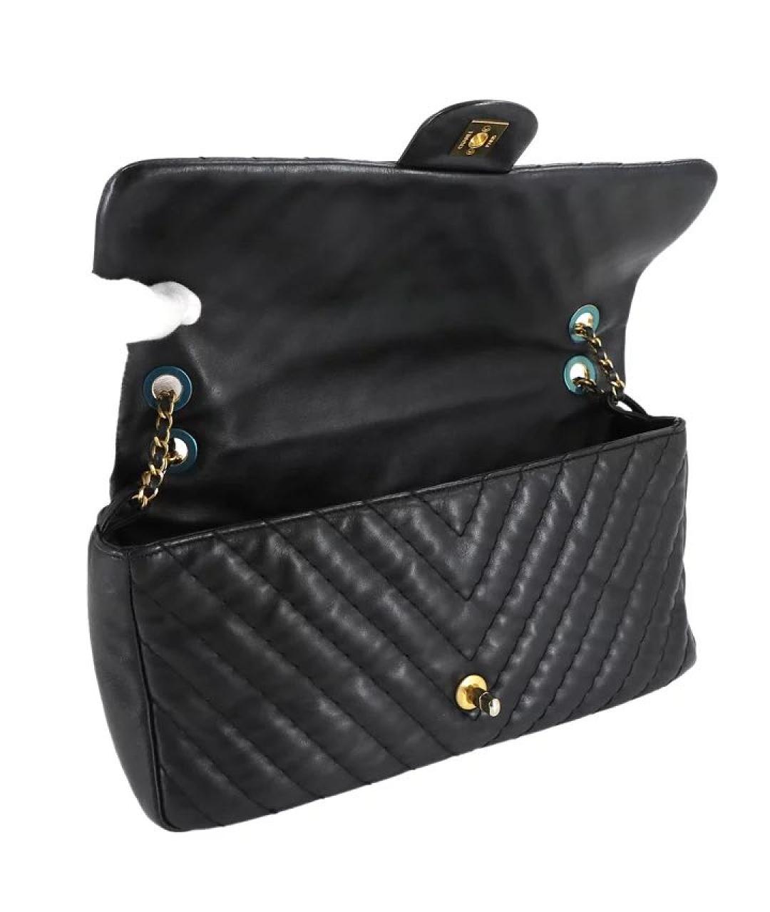 CHANEL Черная кожаная сумка с короткими ручками, фото 6