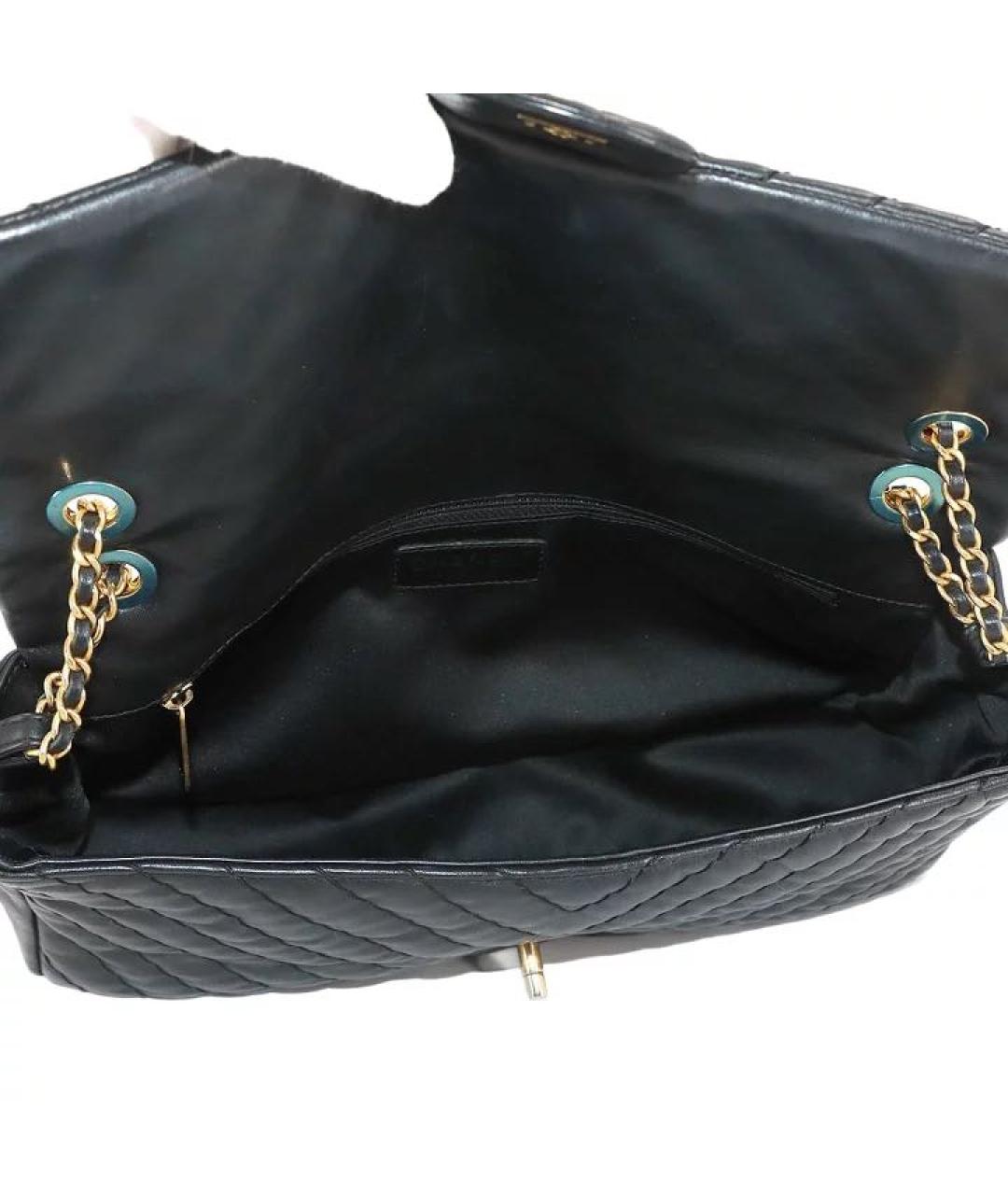 CHANEL Черная кожаная сумка с короткими ручками, фото 7