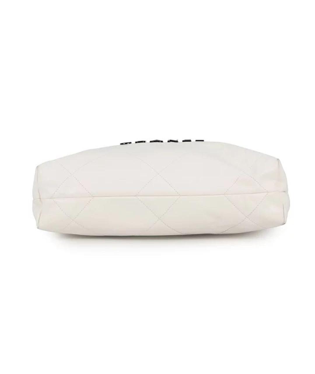 CHANEL Белая кожаная сумка через плечо, фото 3