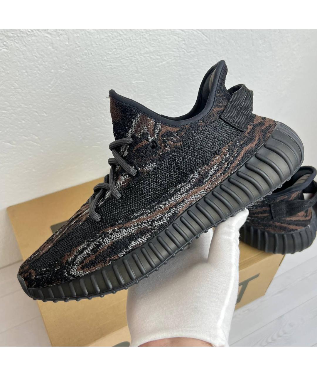 ADIDAS YEEZY Черные текстильные низкие кроссовки / кеды, фото 2