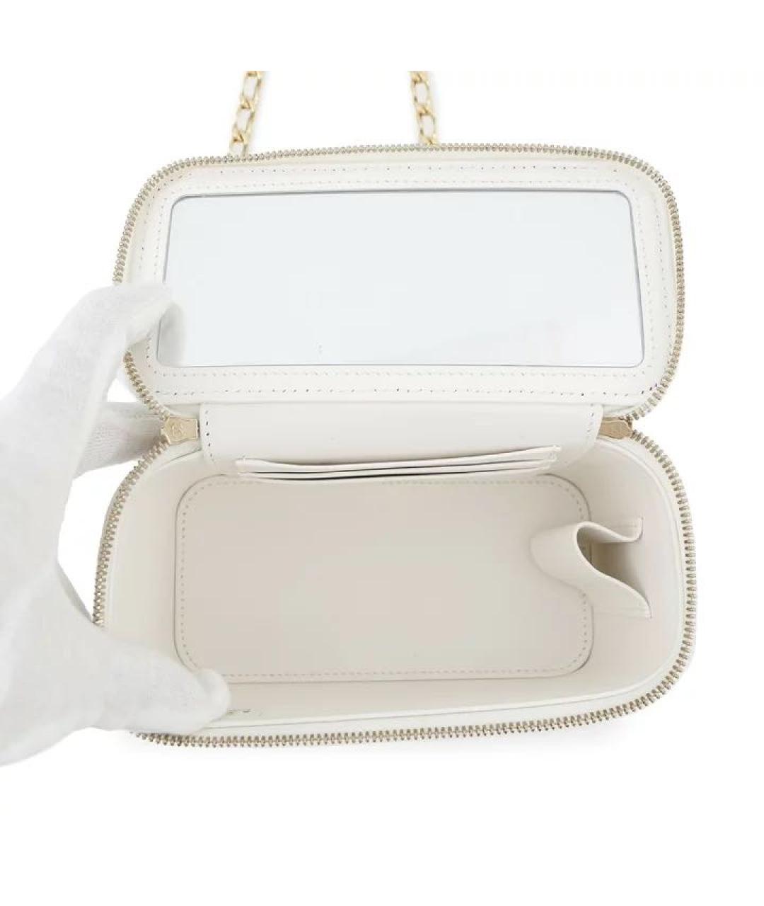 CHANEL Белая кожаная сумка через плечо, фото 4