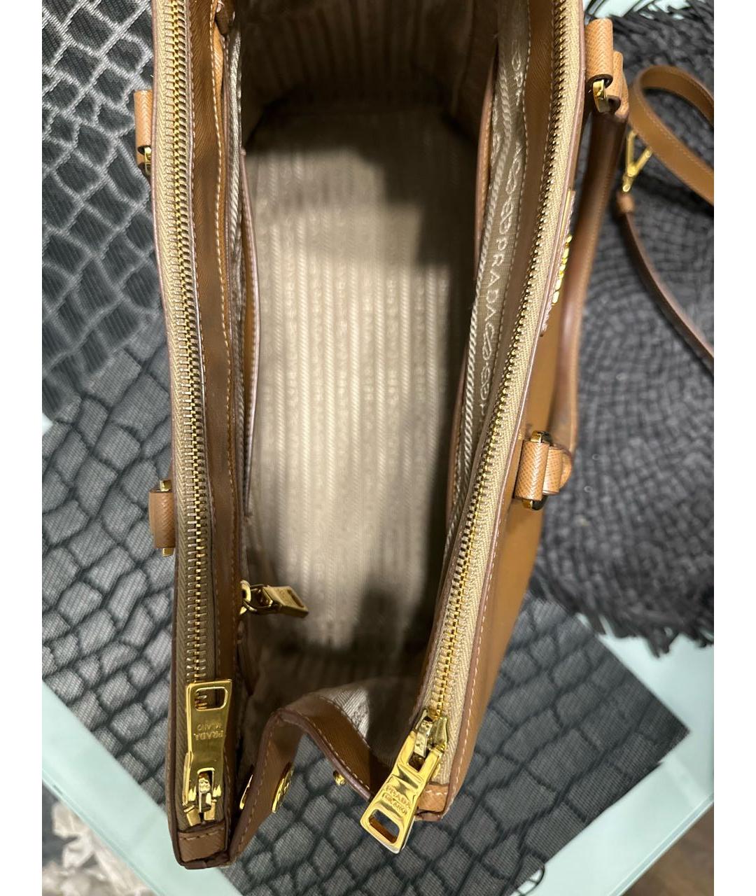 PRADA Коричневая кожаная сумка тоут, фото 4